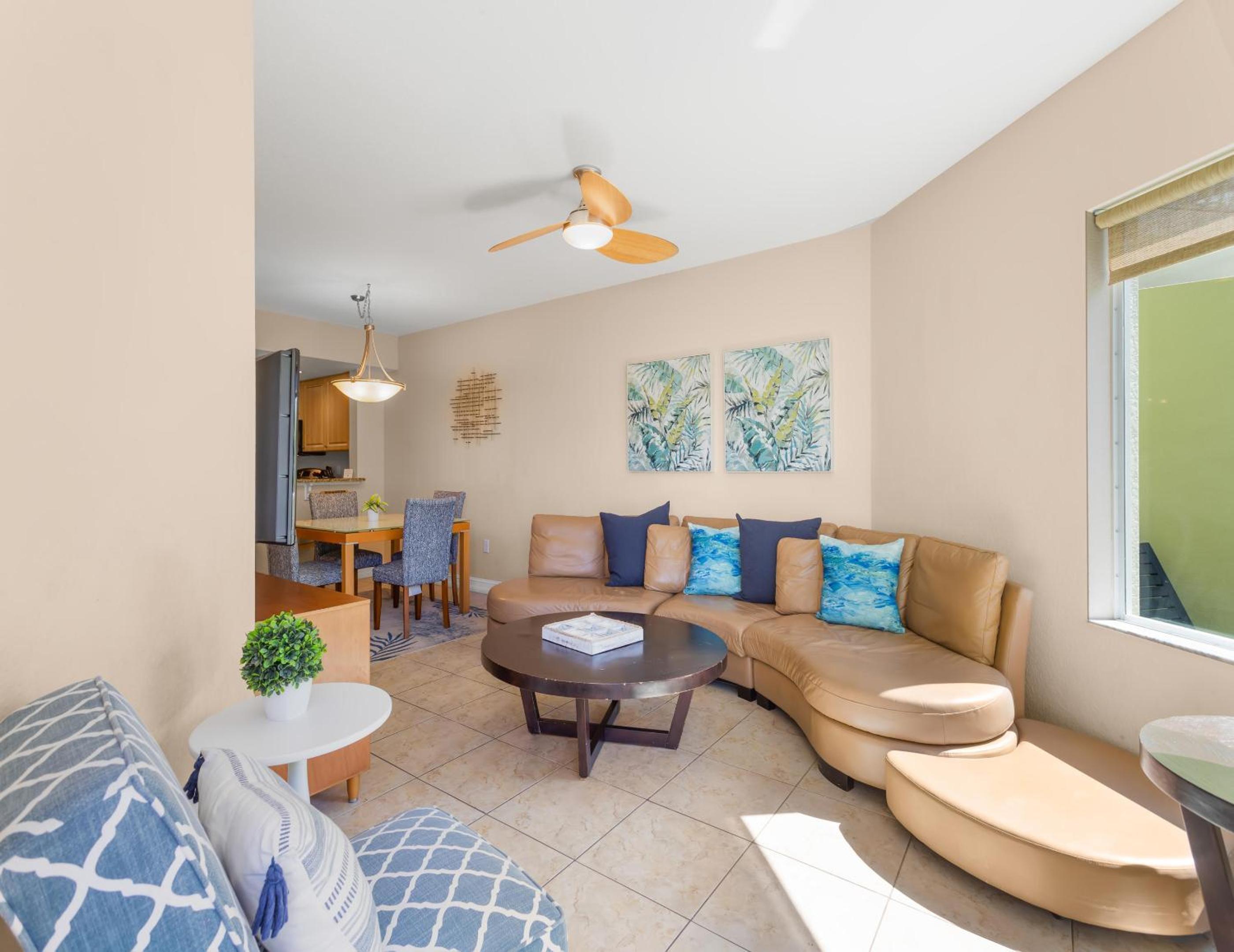 Crystal Palms 207 view 4