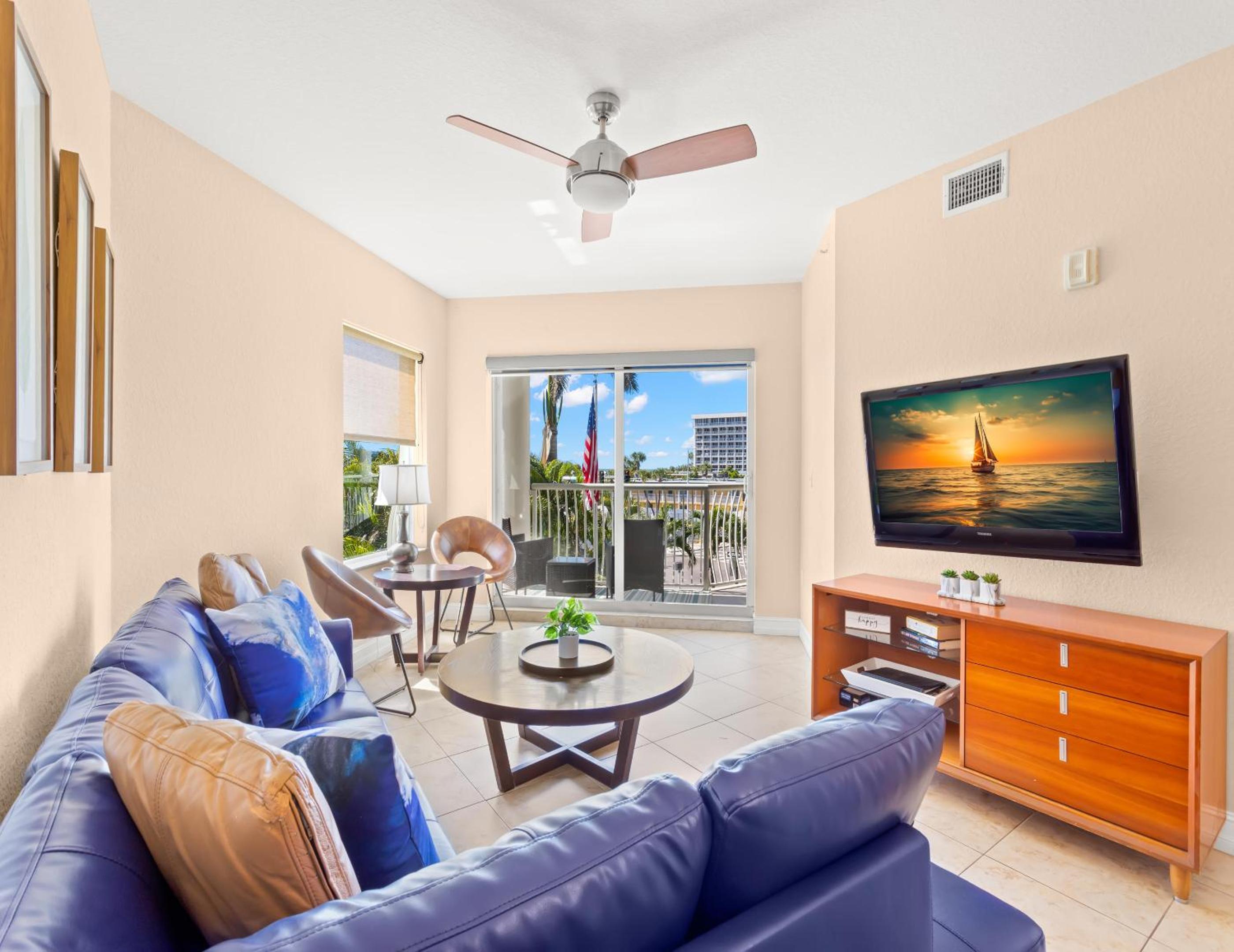 Crystal Palms 307 view 3