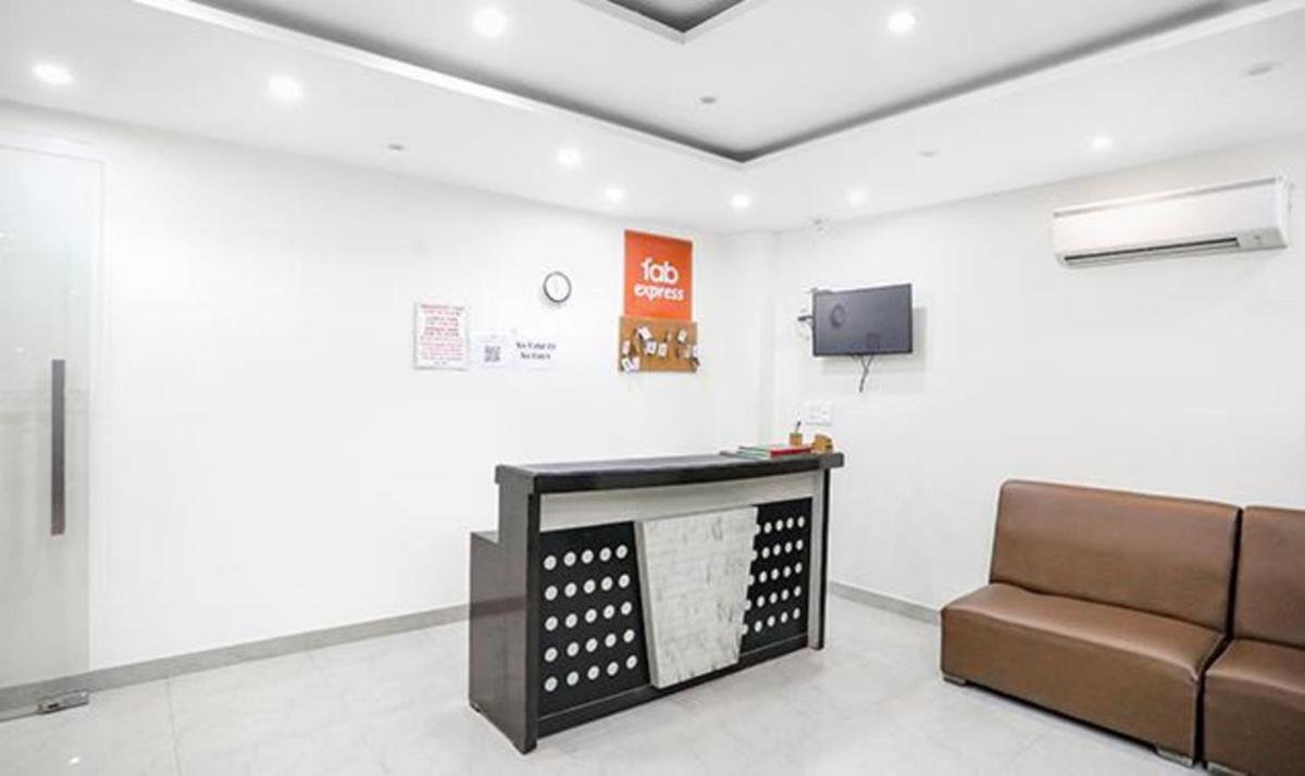 hotel reception