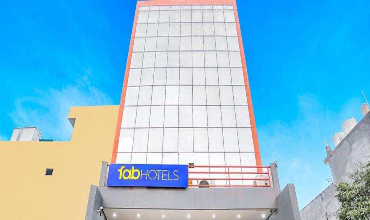 FabHotel Royal Stay I