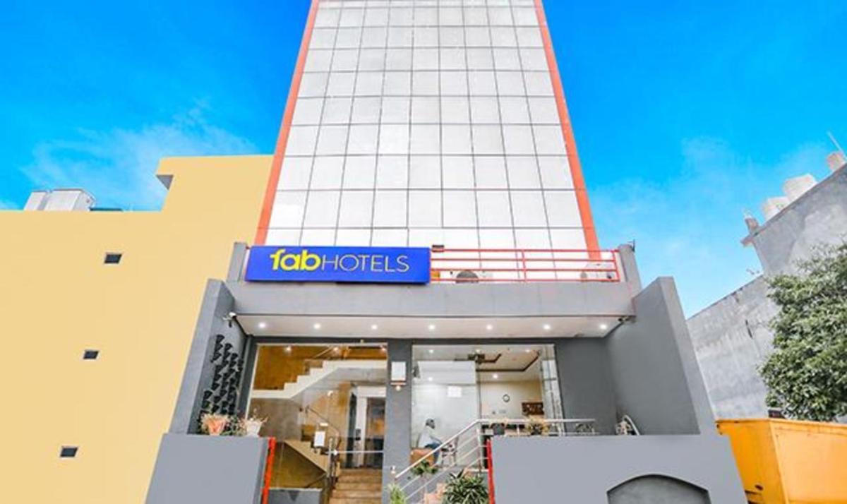 FabHotel Royal Stay I