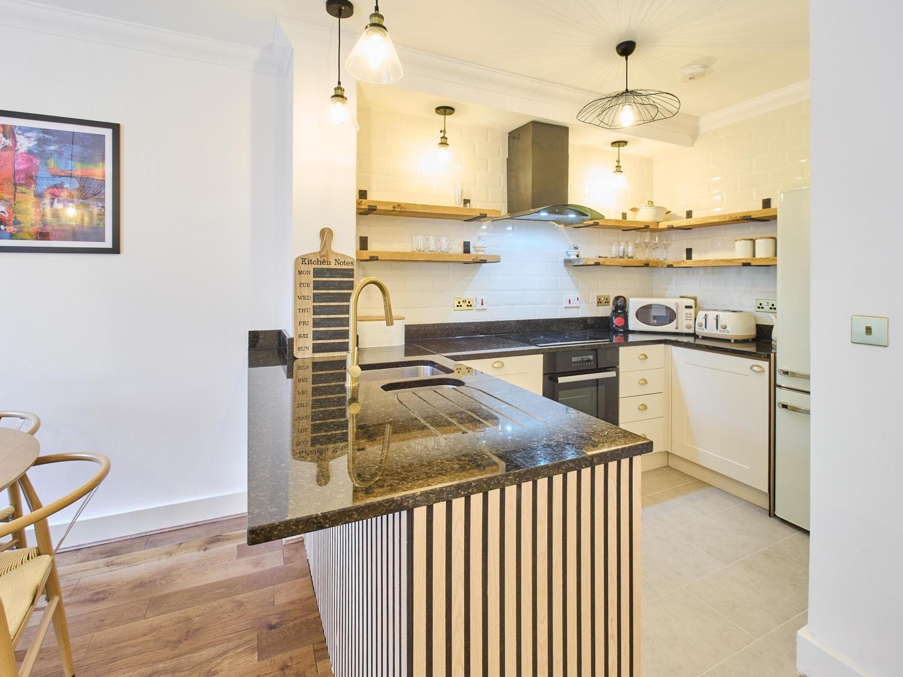 Host & Stay - Bellflower Mews view 3