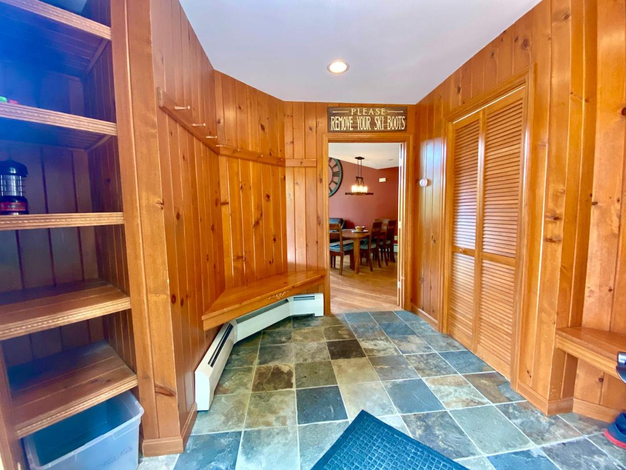 C13 Beautiful Bretton Woods ski-in ski-out townhouse for your family getaway to the White Mountains! view 2