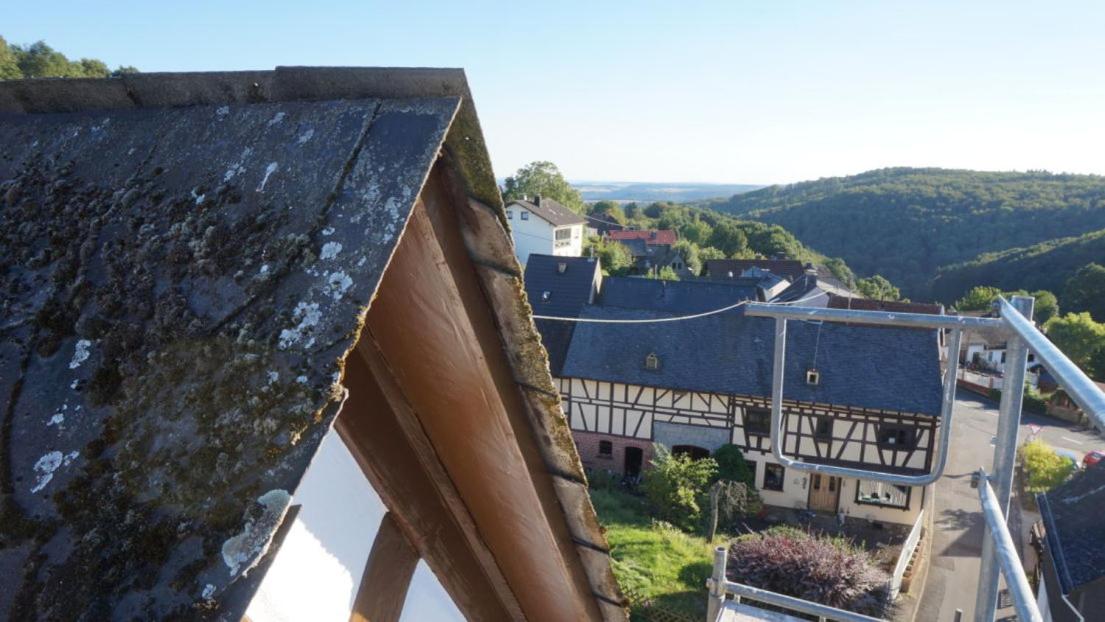Rustikale alte Fachwerk Burg in Winden bei Nassau