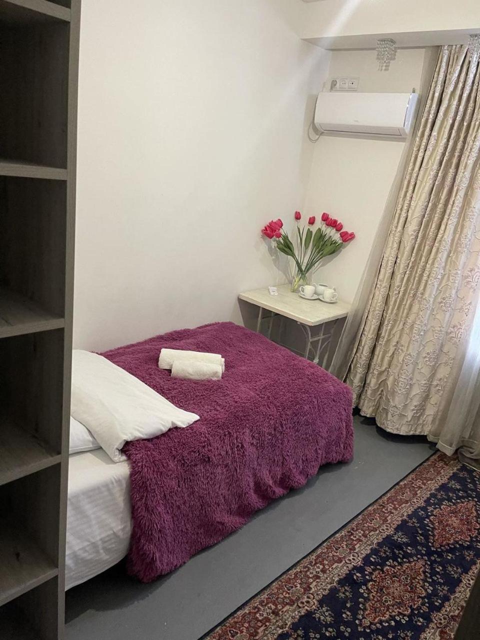 ApartStudioMick