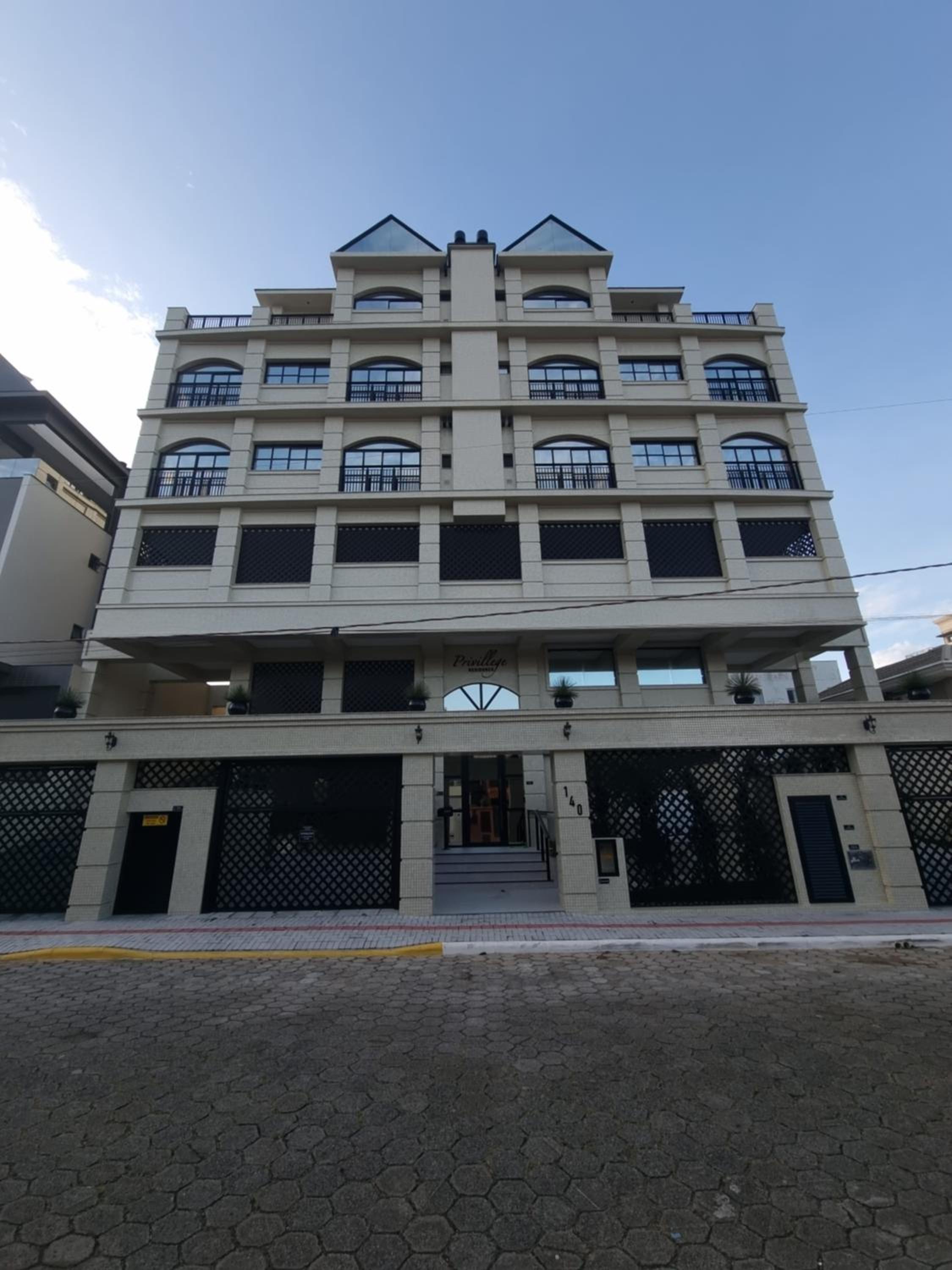 Privillege Residence 02