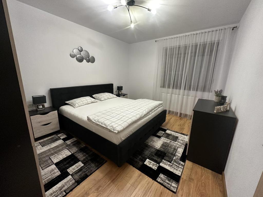 Emanuela Apartments view 4