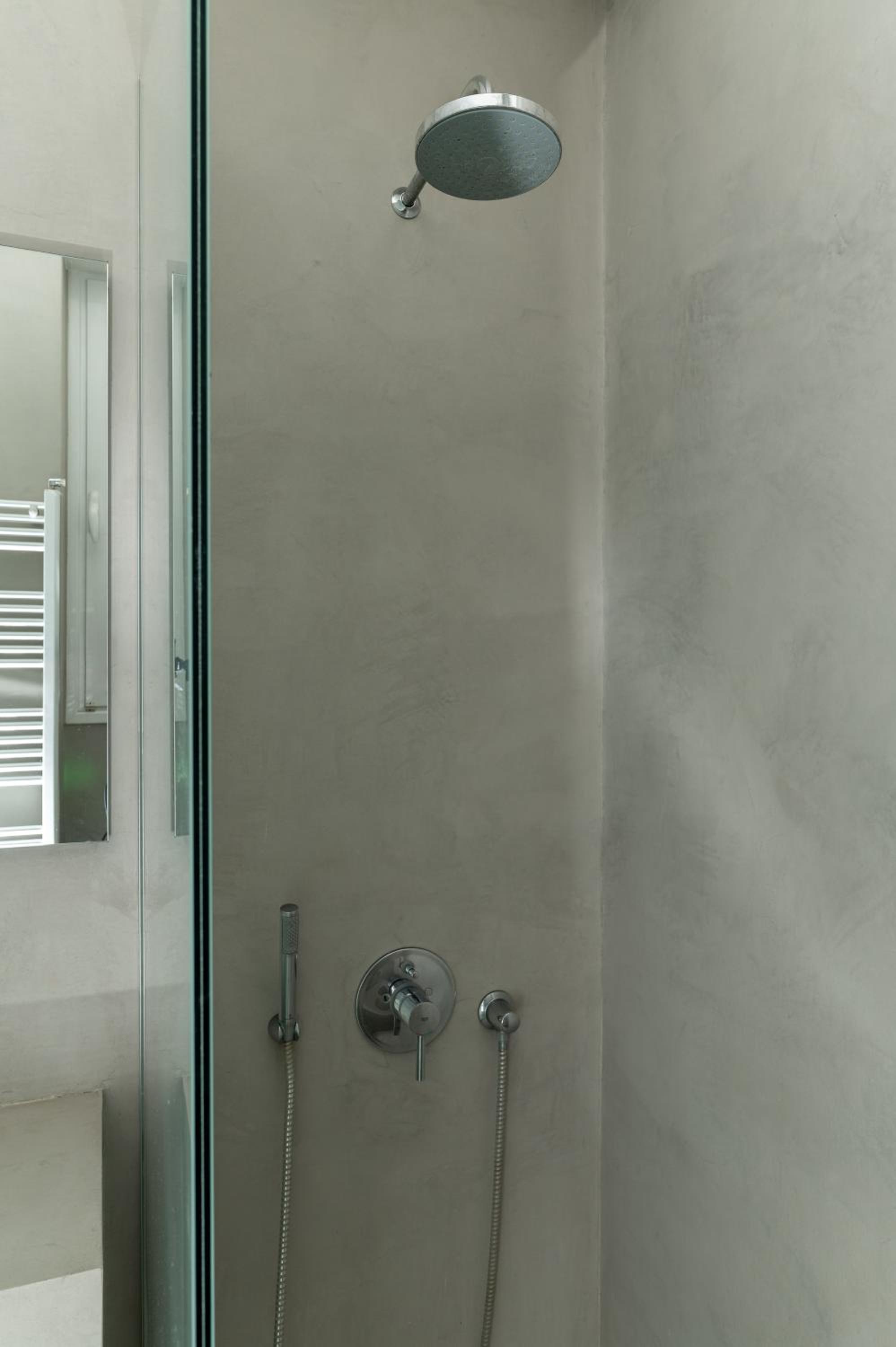 Urban Retreat in the Heart of Athens