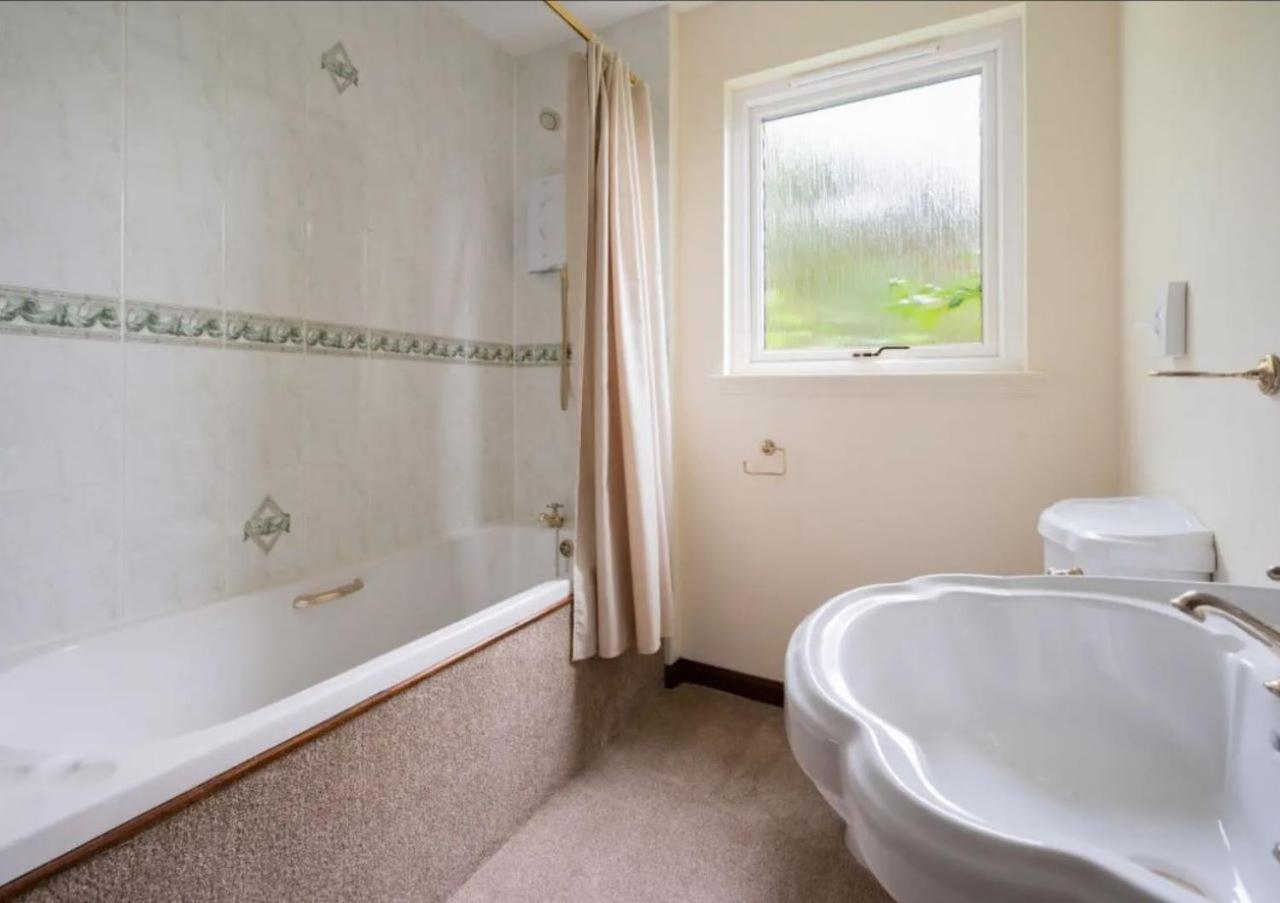 Loch Ness Cottages