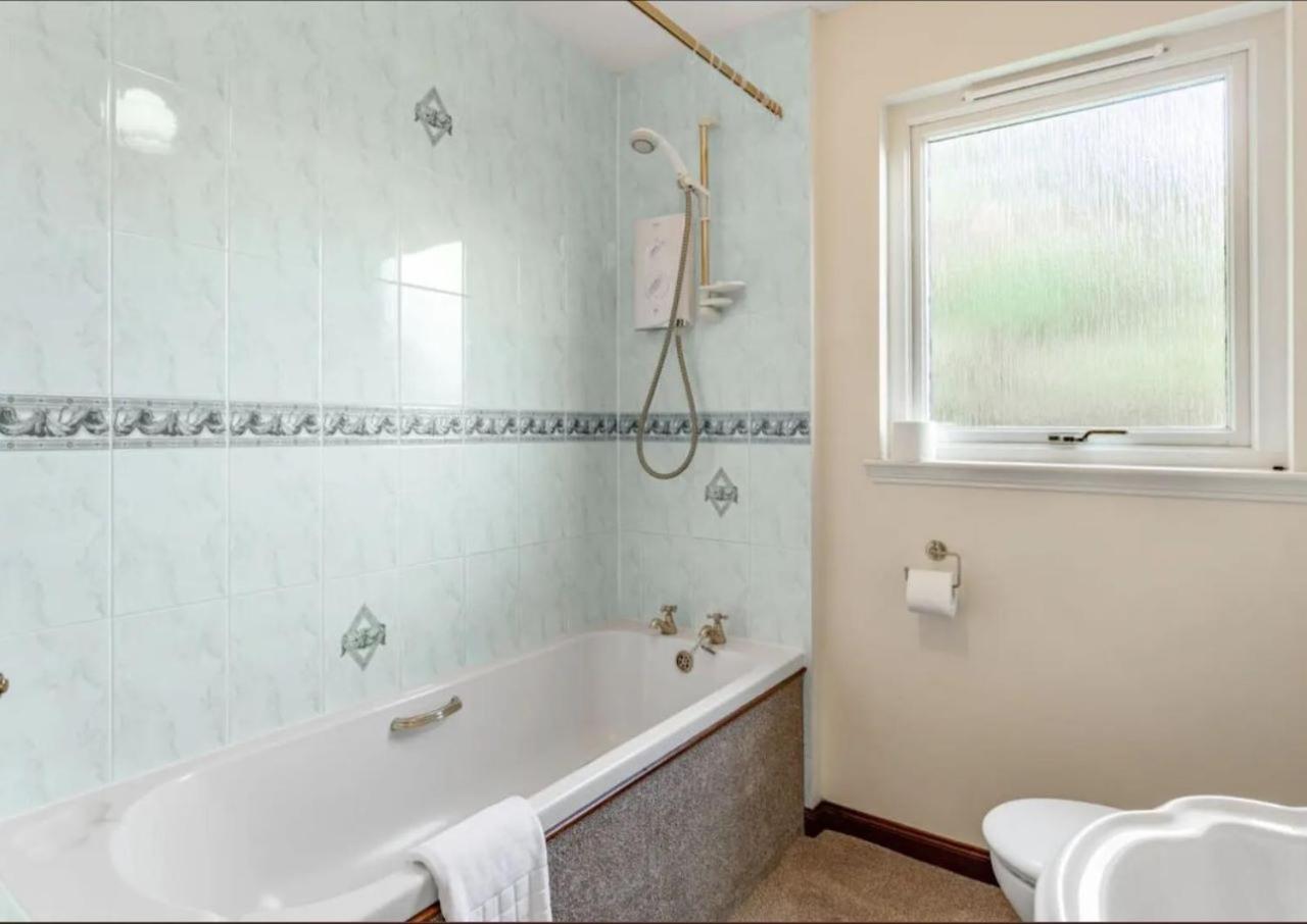 Loch Ness Cottages