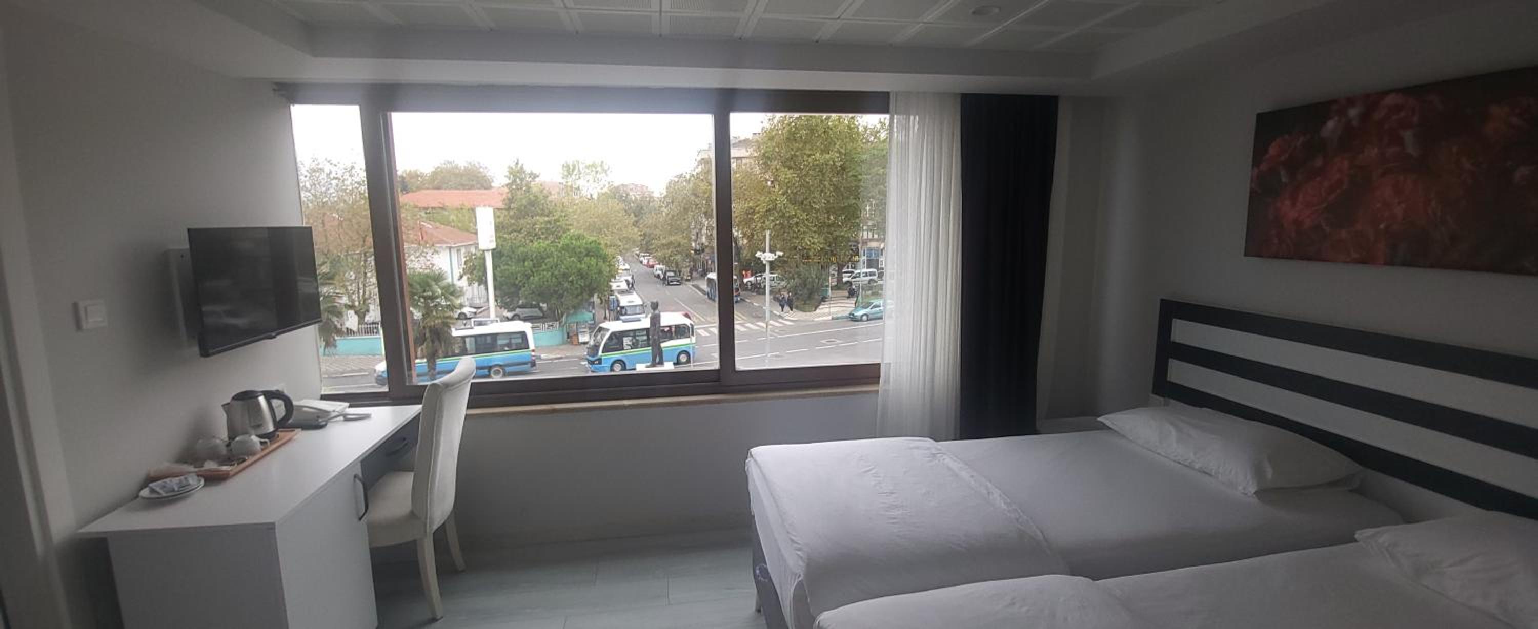 Photo 9
