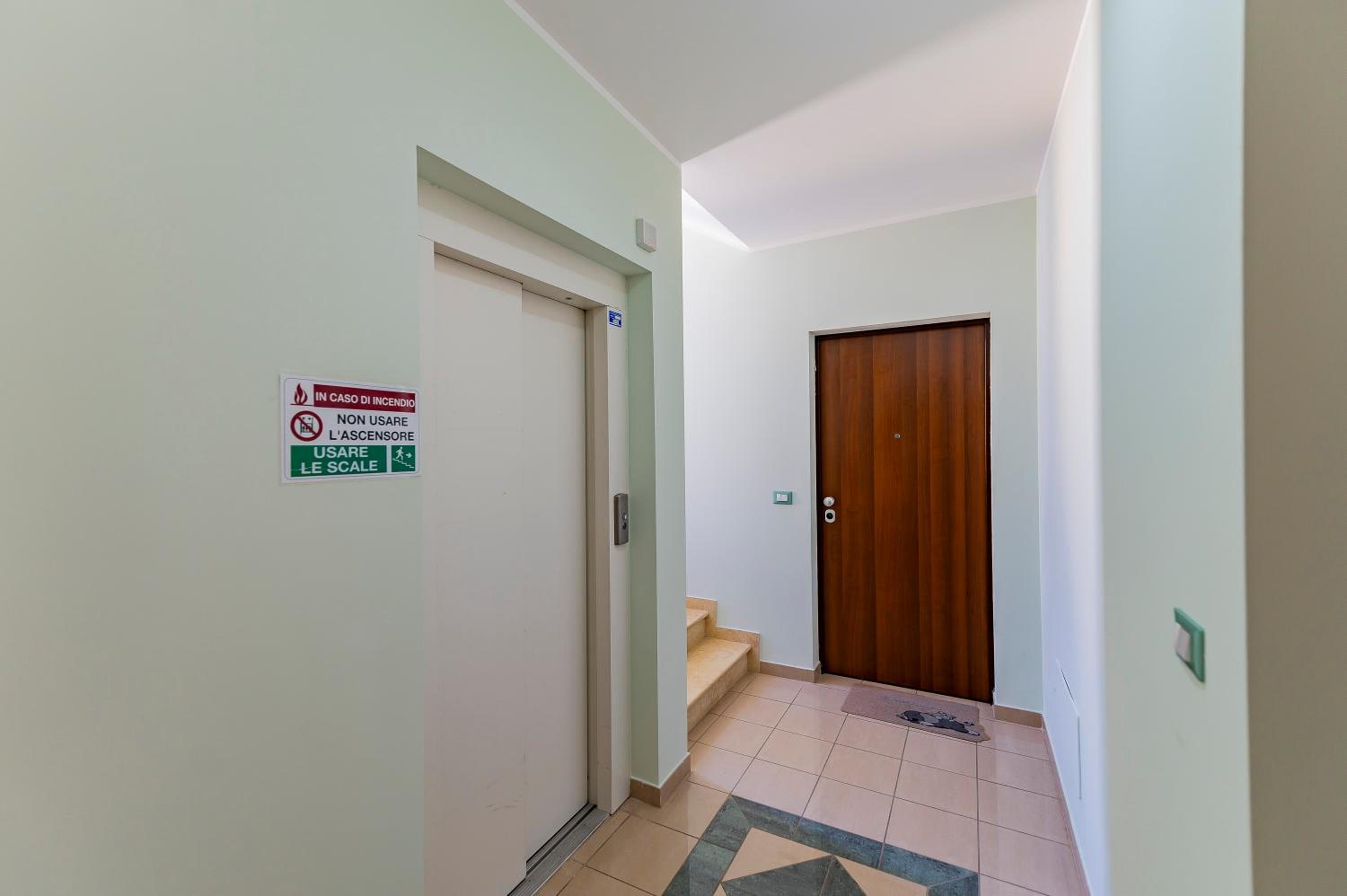 GuestHost - Your Dream Stay in Montesilvano Awaits!