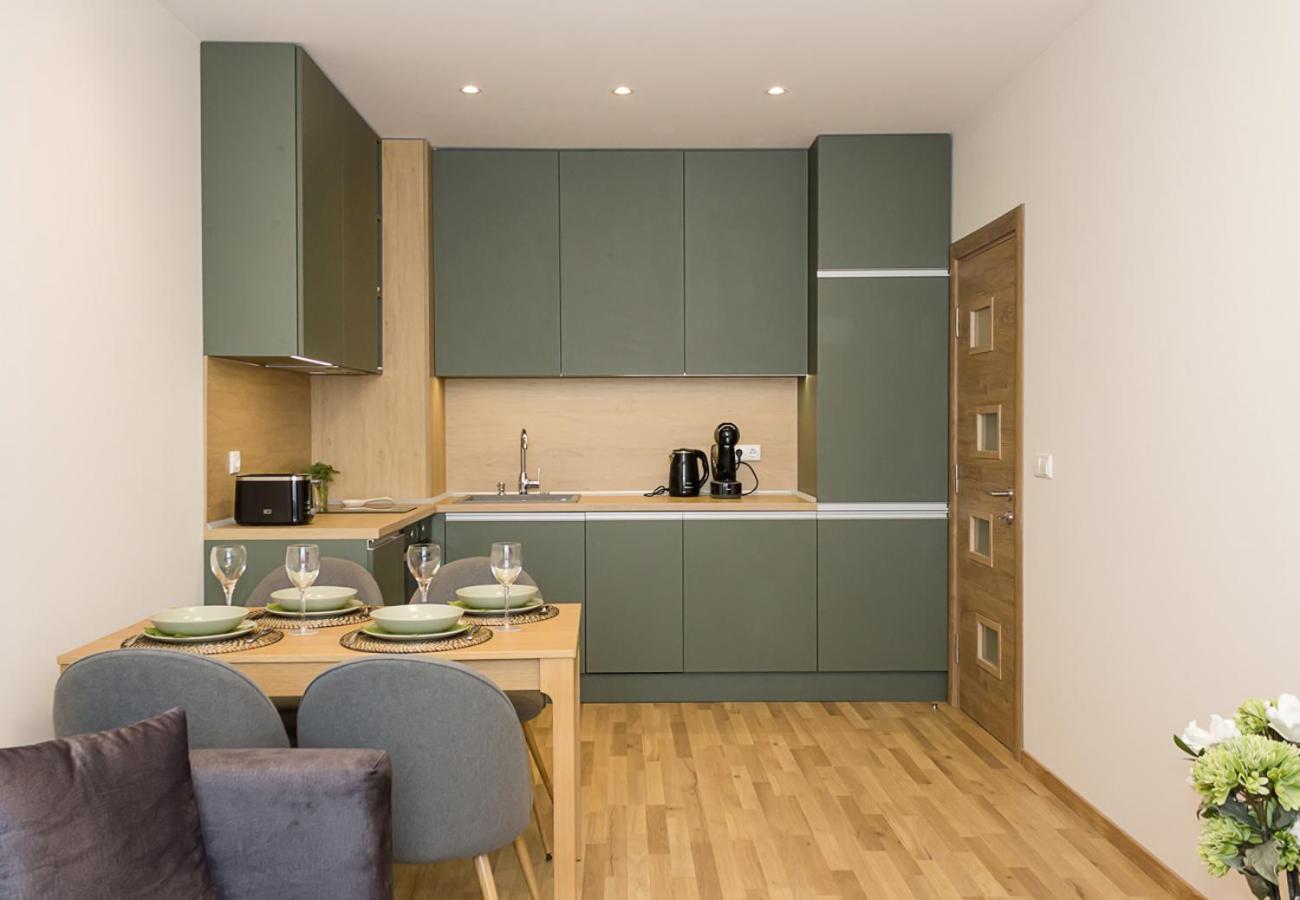 Brand New Modern 1BD Flat with Parking In Chayka by Flat Mаnager