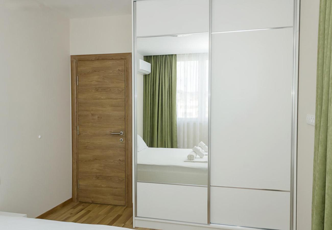 Brand New Modern 1BD Flat with Parking In Chayka by Flat Mаnager