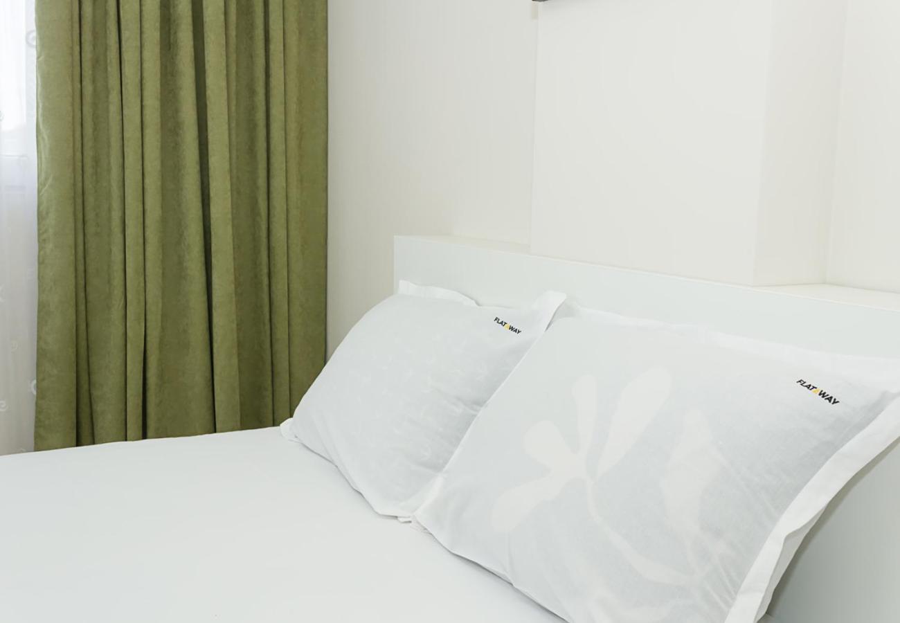 Brand New Modern 1BD Flat with Parking In Chayka by Flat Mаnager
