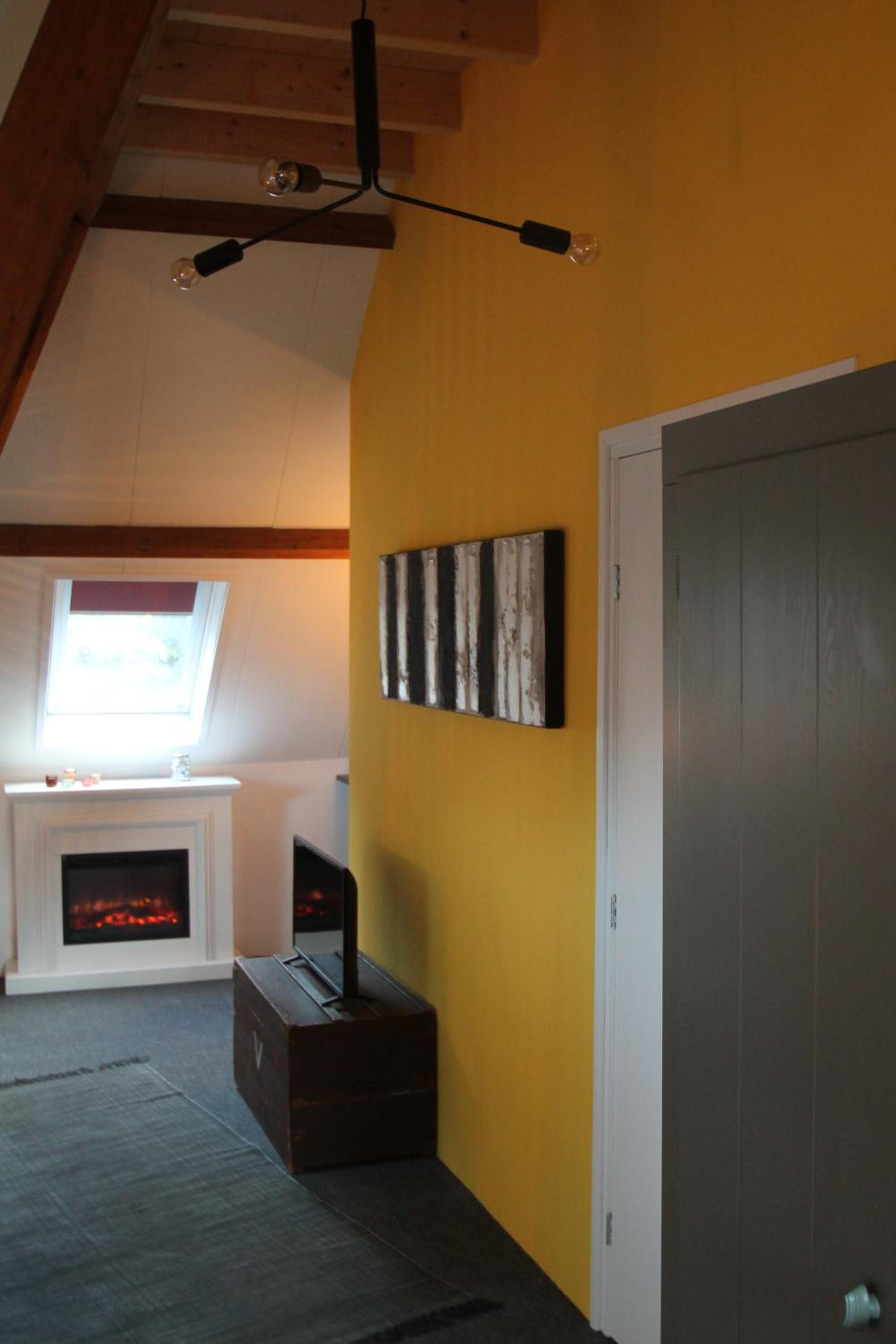 Karin's kruidenhoeve B&B kamer Kamille met Finse sauna view 2