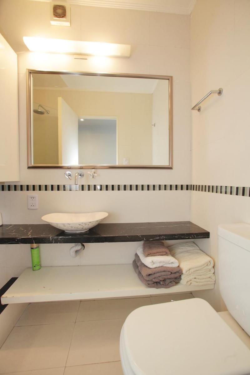 Stylish 3 BR Family Apt in Palermo