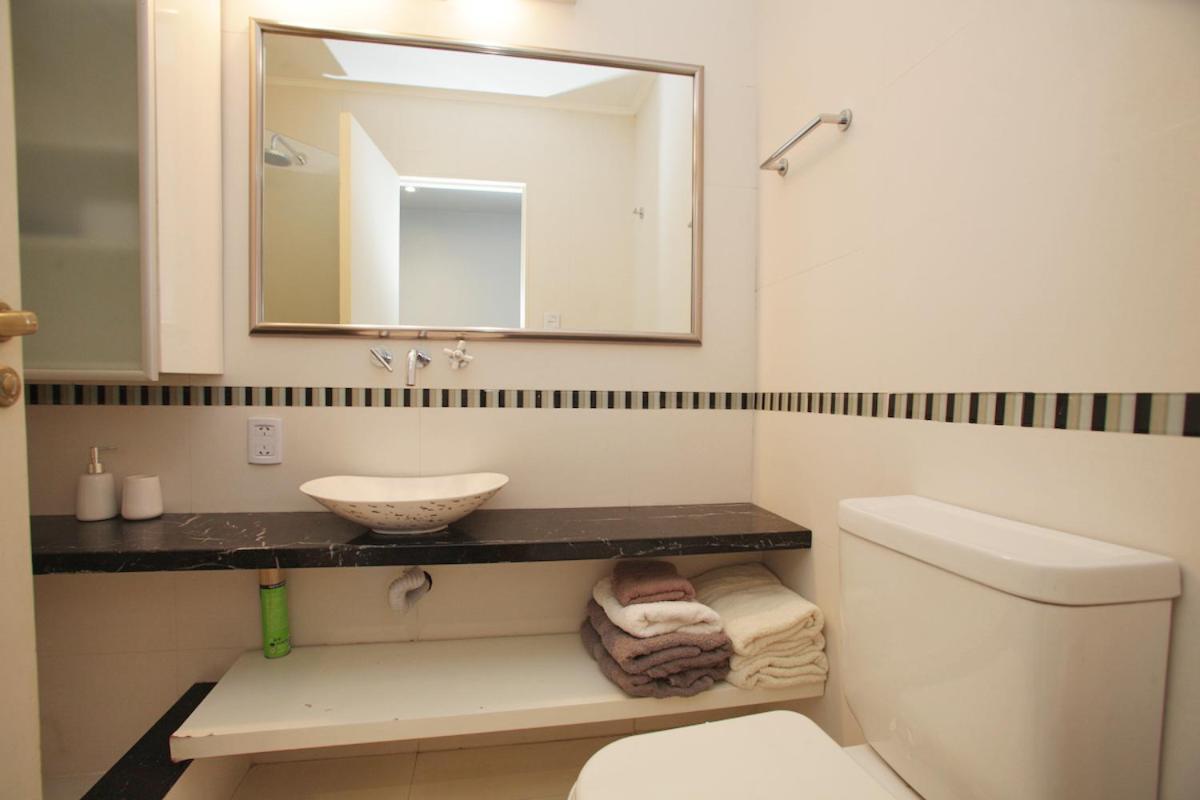 Stylish 3 BR Family Apt in Palermo