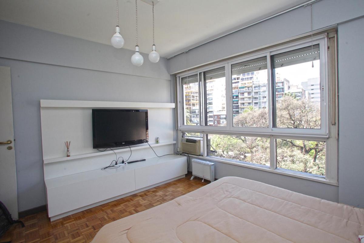 Stylish 3 BR Family Apt in Palermo