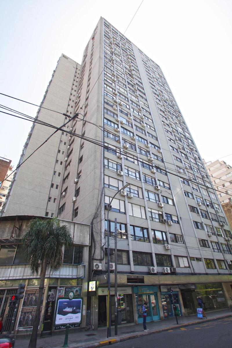 Stylish 3 BR Family Apt in Palermo