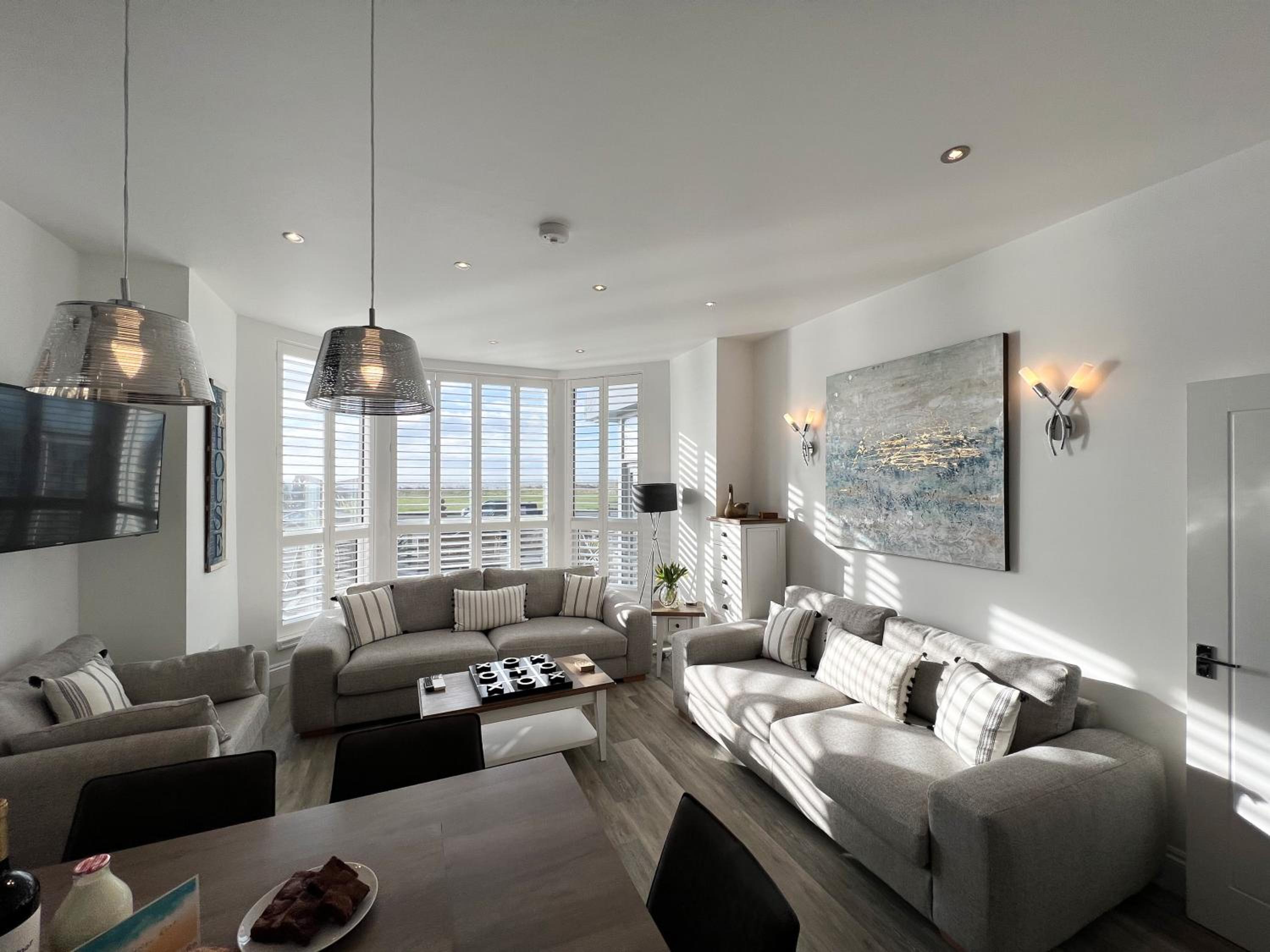 Lytham St Annes Vacations - St Annes Beach Apartments - Property Image 1