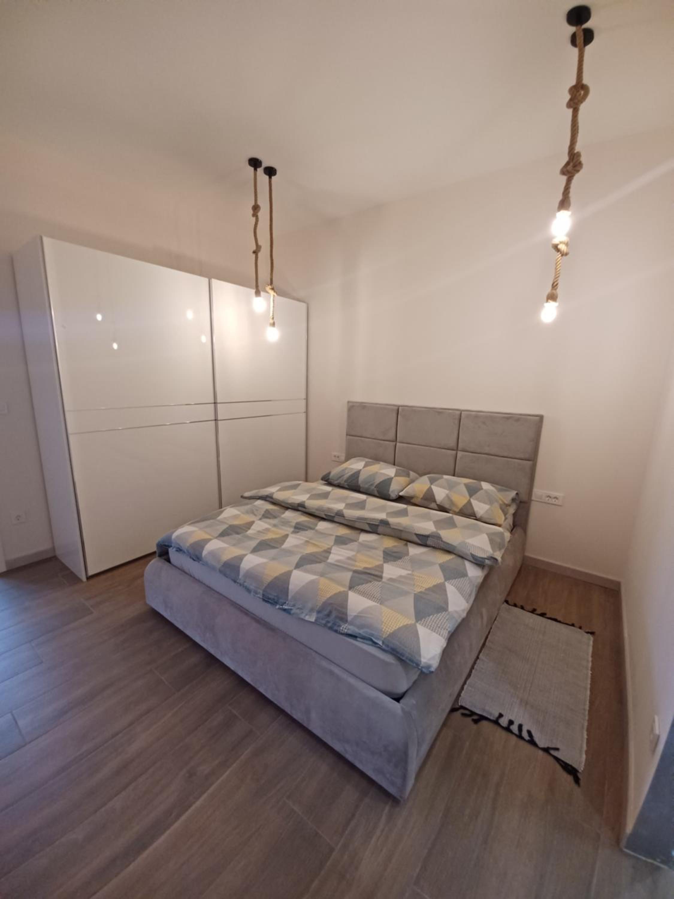 Apartma