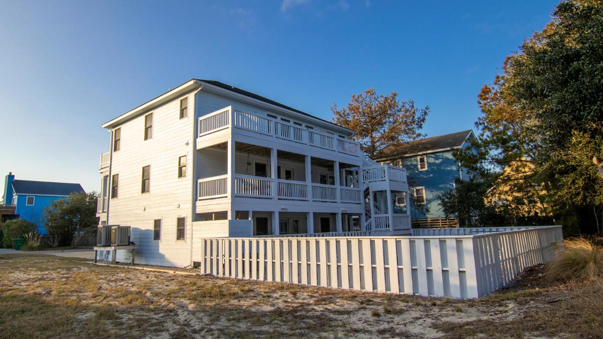 Oceanside, Dogs Welcome, Private Pool, Rec Room, OS11K, Hook, Line Skipper view 3