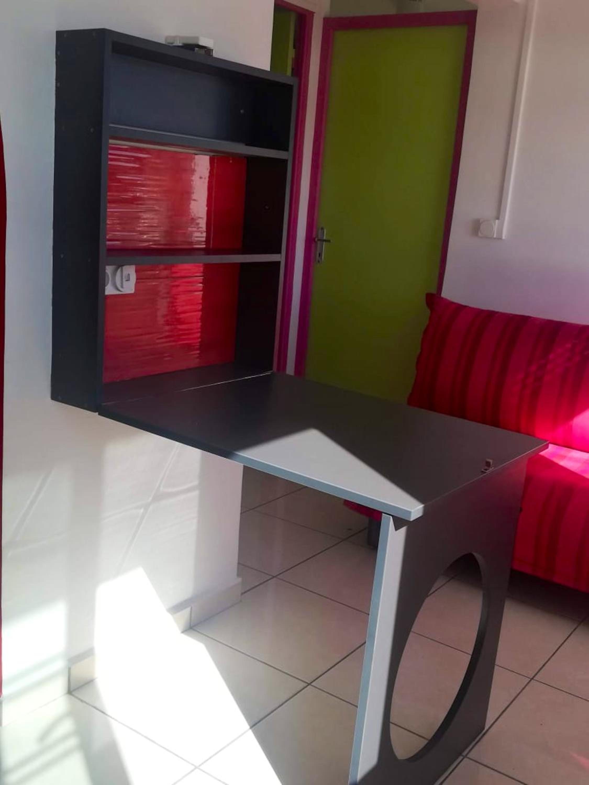 Appartement charmant a Le Gosier / 35 m² / Terrasse ensoleillee view 2
