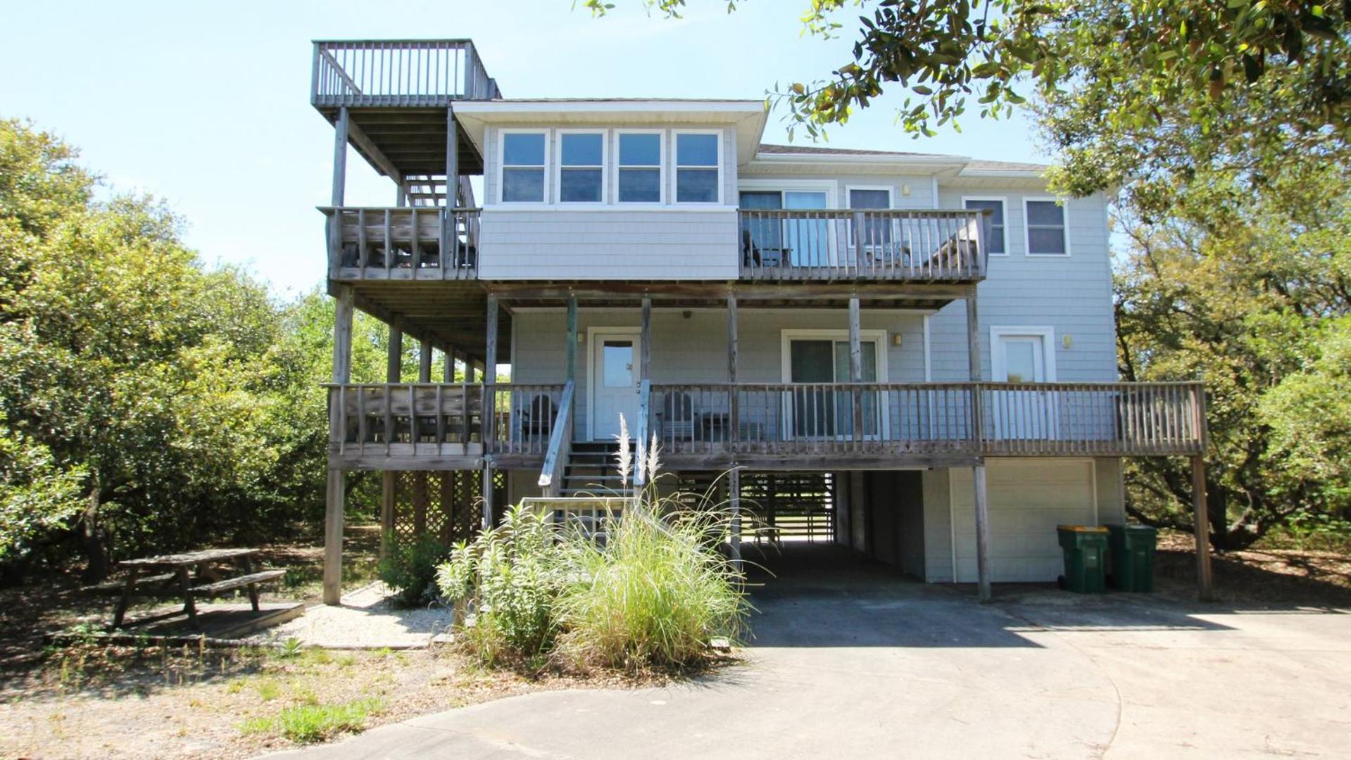 OS2C, Woodhaven- Oceanside, Quiet Area, Sunroom, 615 ft to Beach Access