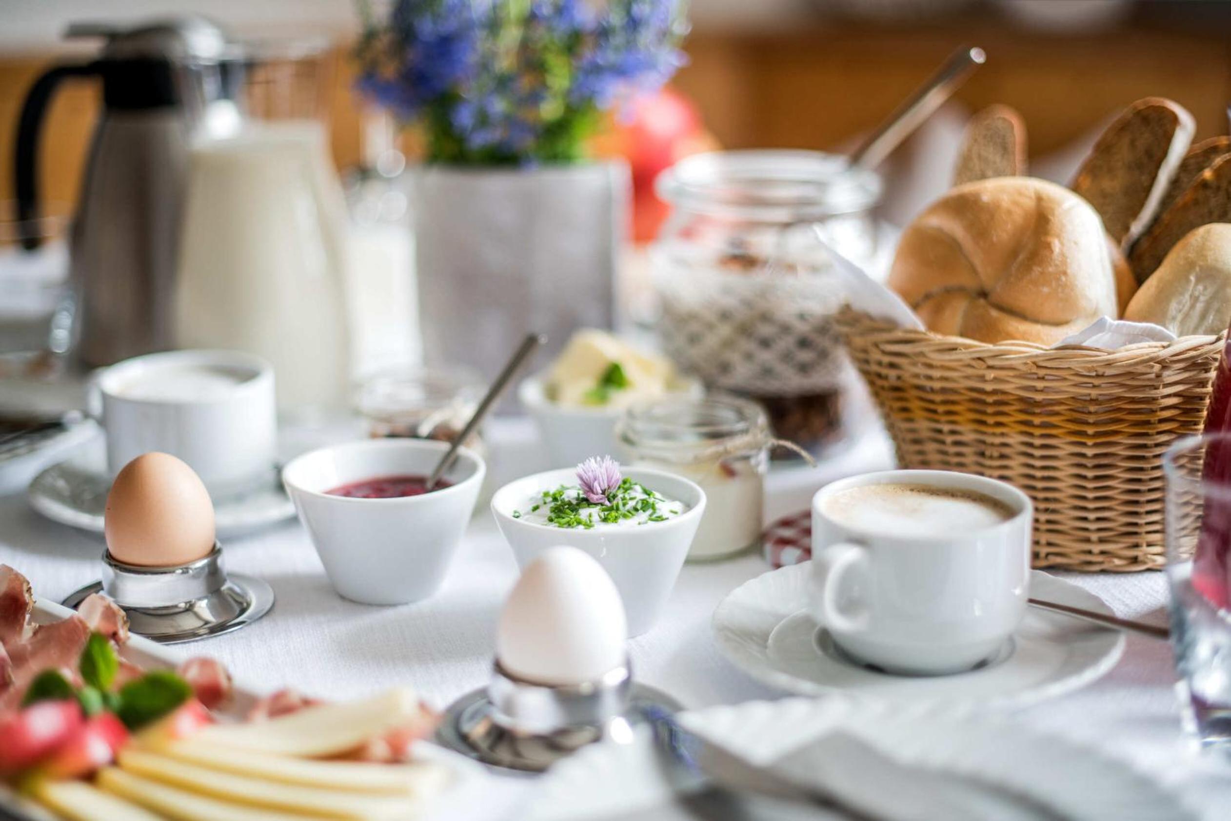 Rieplhof - Relaxing farm stay with breakfast and mountain view