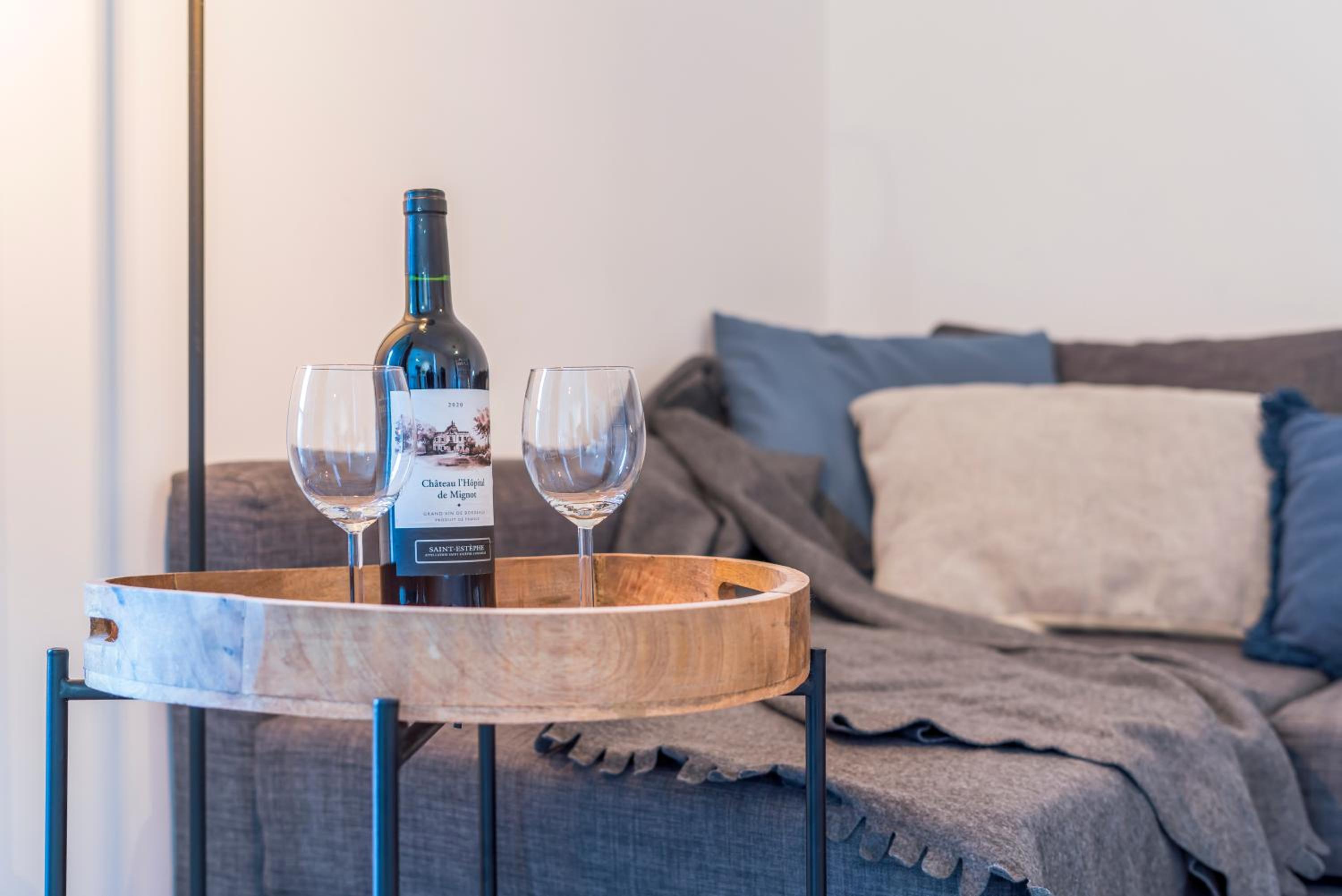 Sandy View - spacious studio flat near the beach