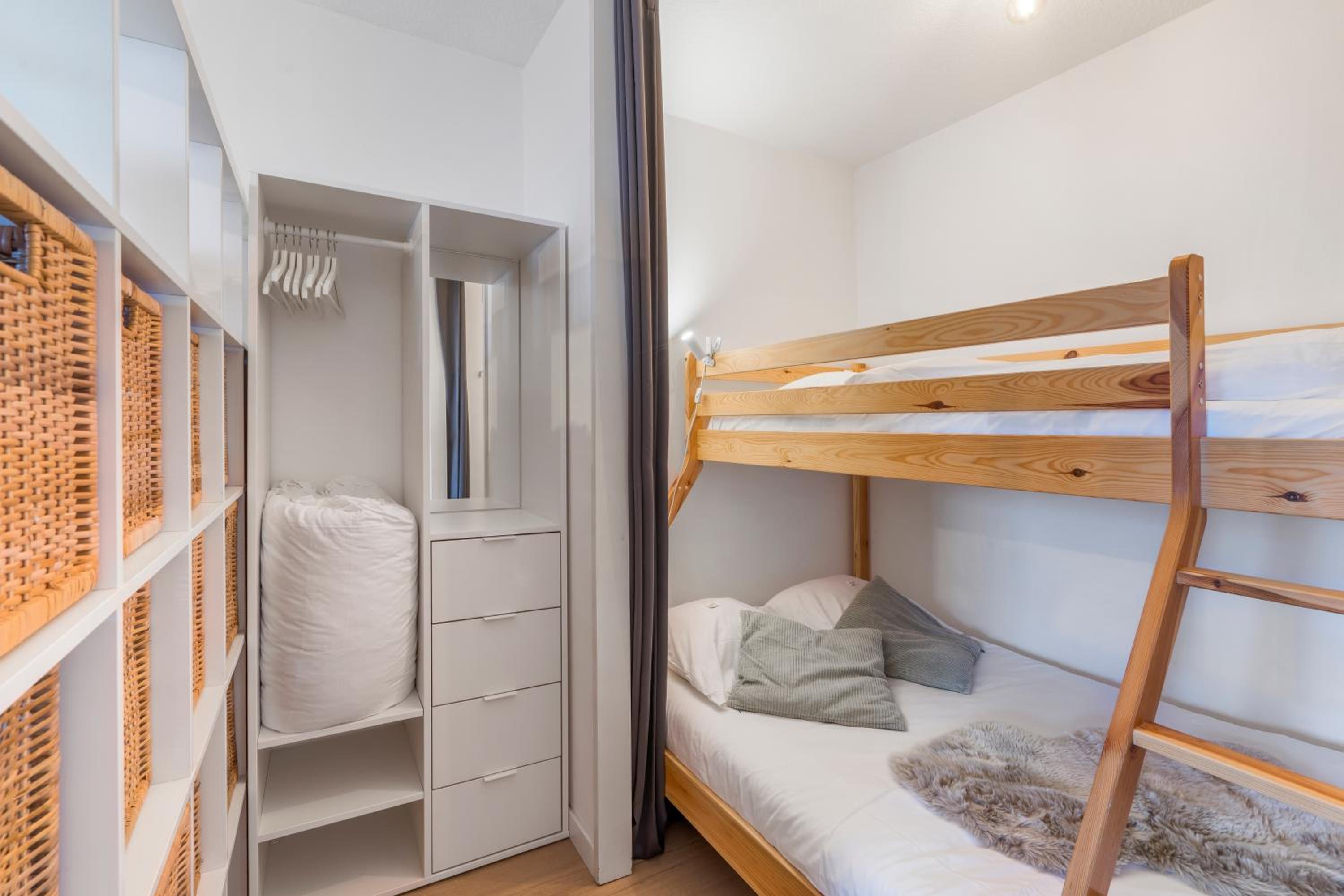 Sandy View - spacious studio flat near the beach