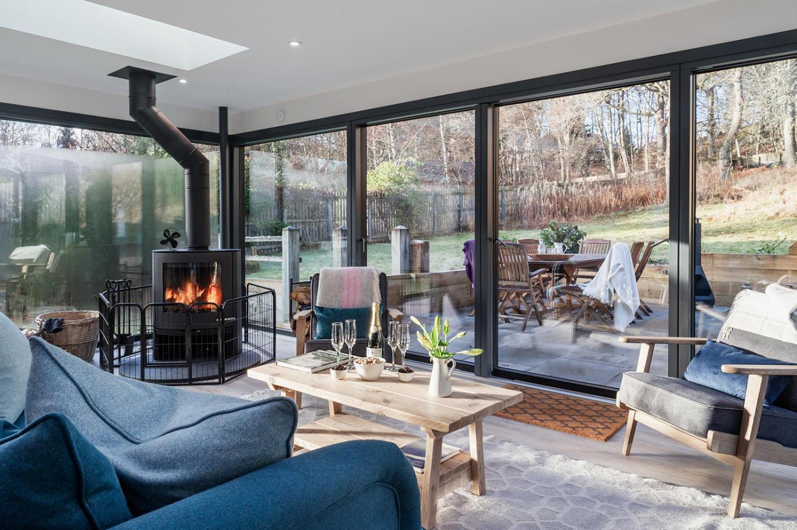 Oak Cottage - Seasgair Lodges view 2