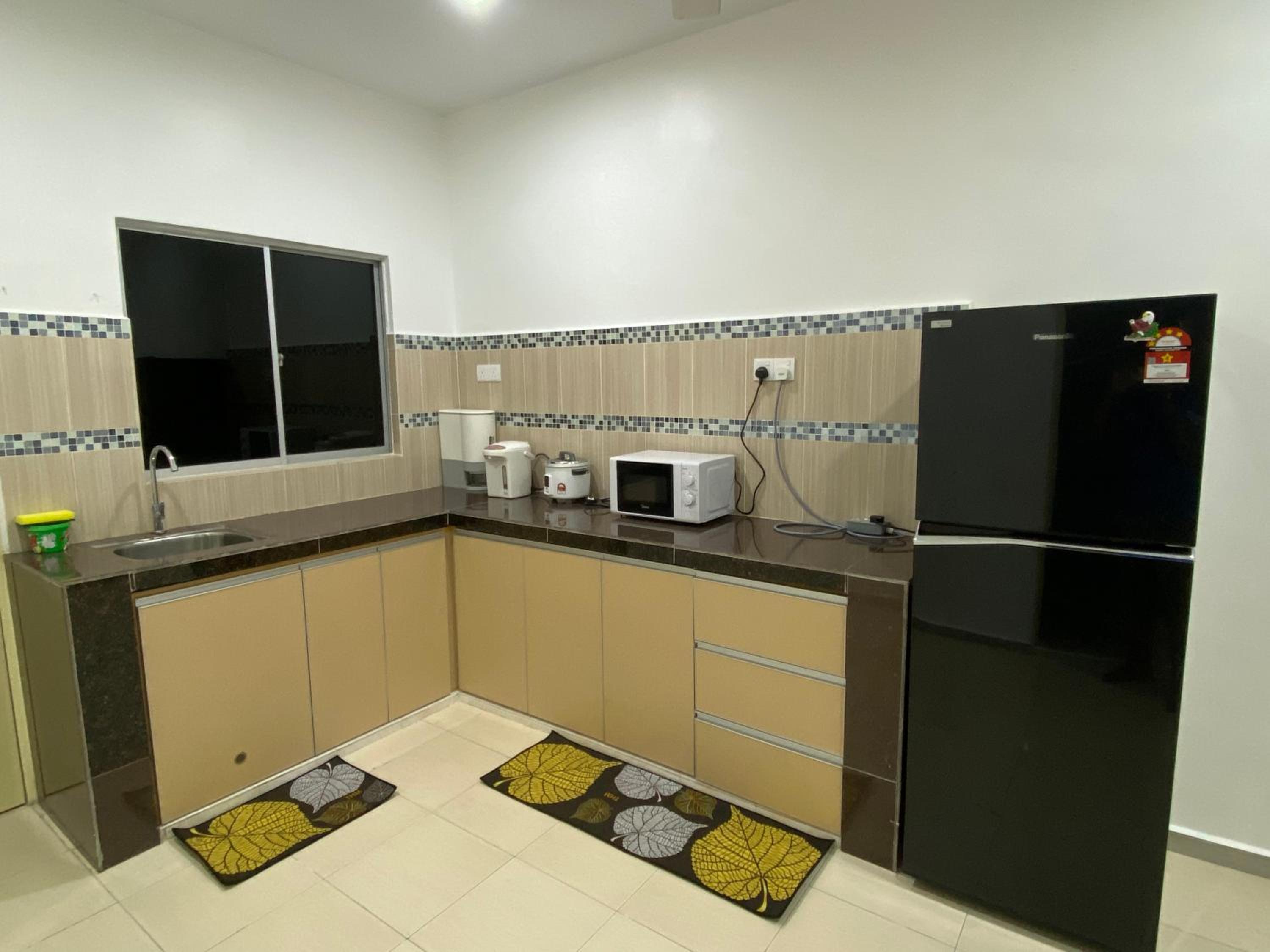 Shaleishah Homestey photo 3