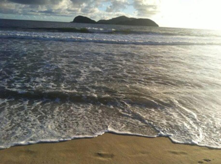 Casa 5 Suítes com Vista para o Mar - Praia Barra do Sahy