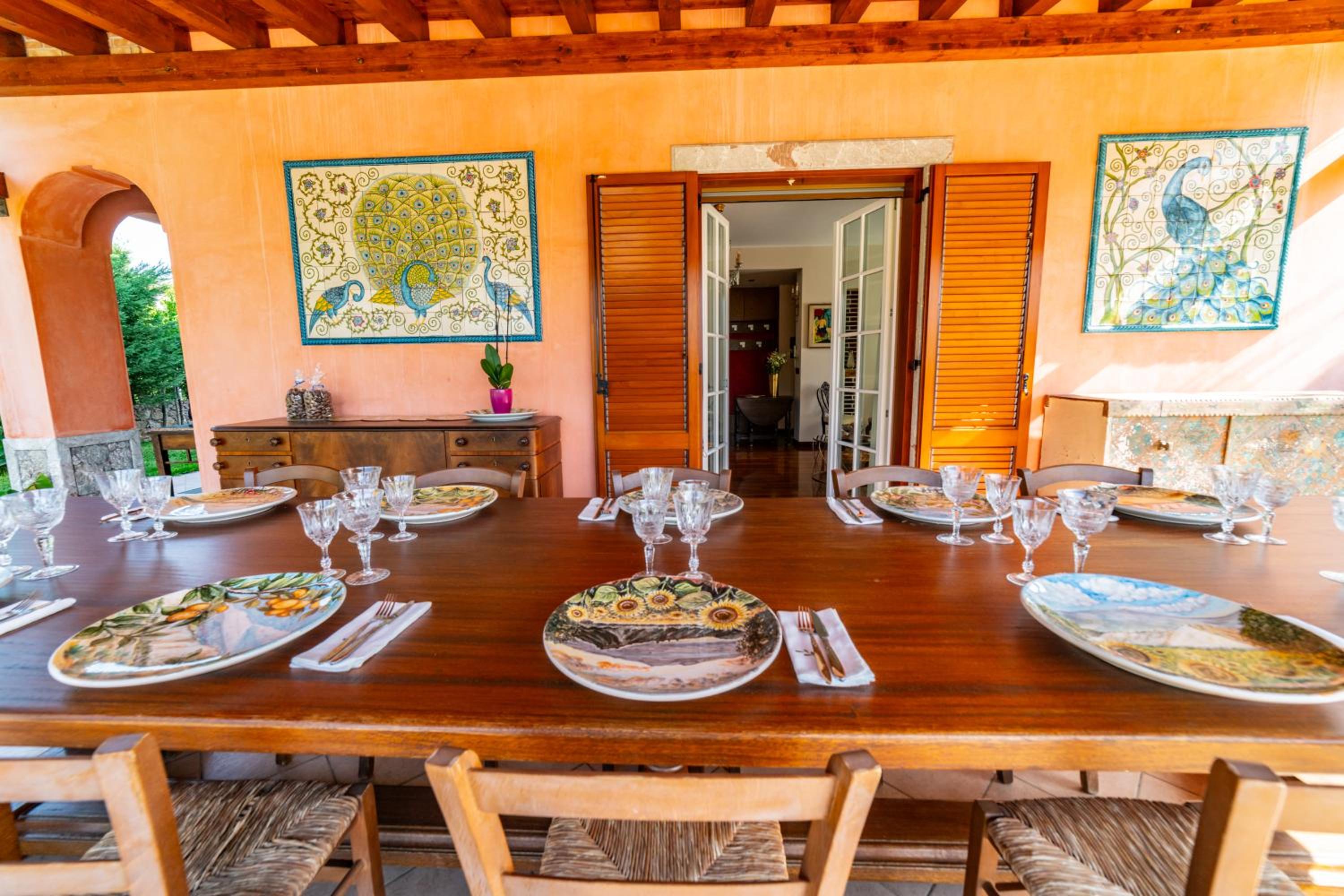 dining