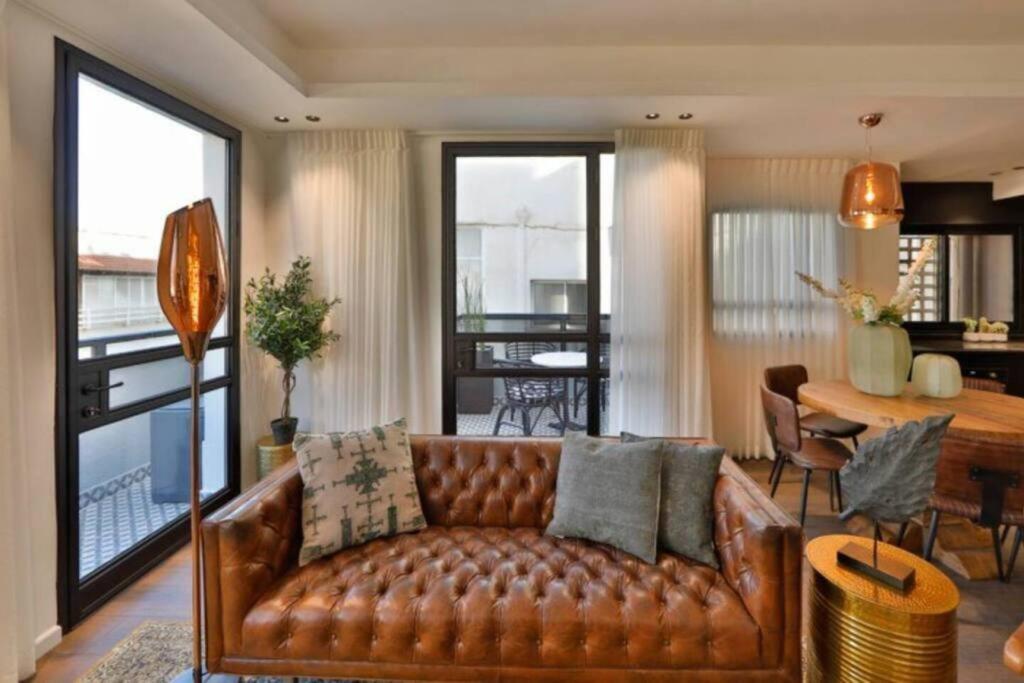 2Bedroom Suite with Balcony 4 and shelter view 2