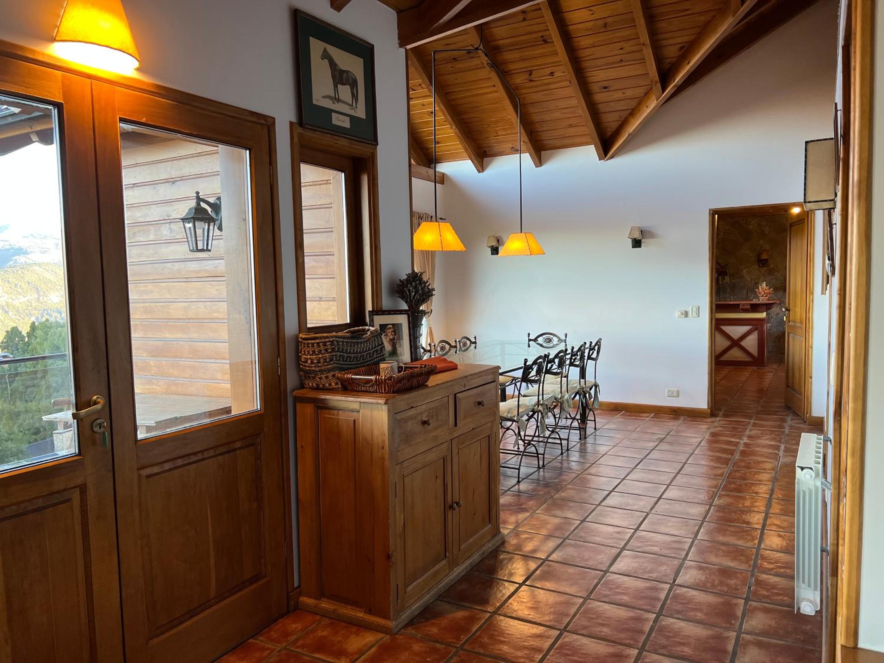 Casona con hermosa vista al valle de San Martín