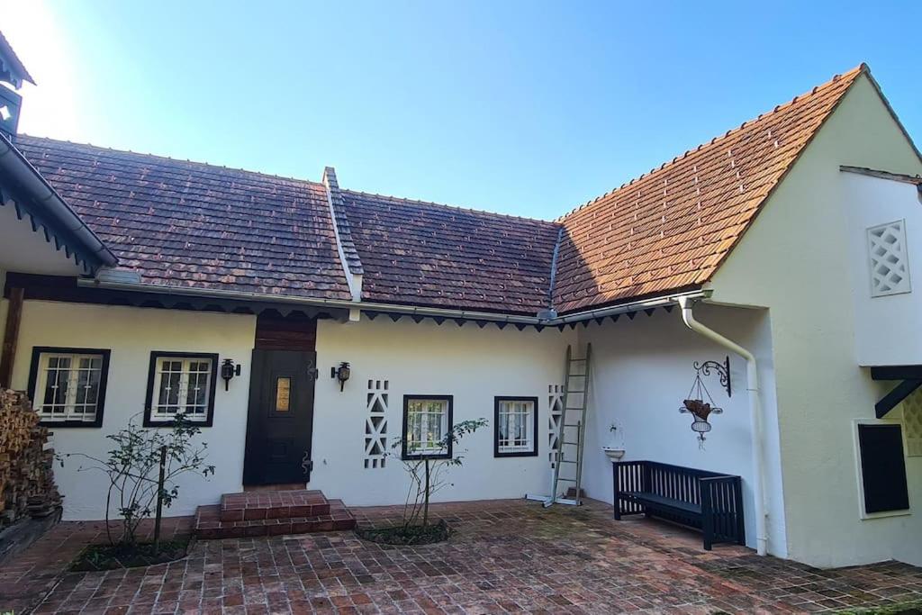 Einzigartiger Vierkanthof