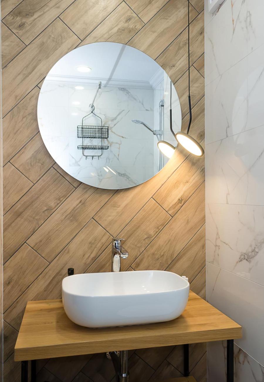 1BD Sea Garden Retreat with Dedicated Workspace by Flat Mаnager