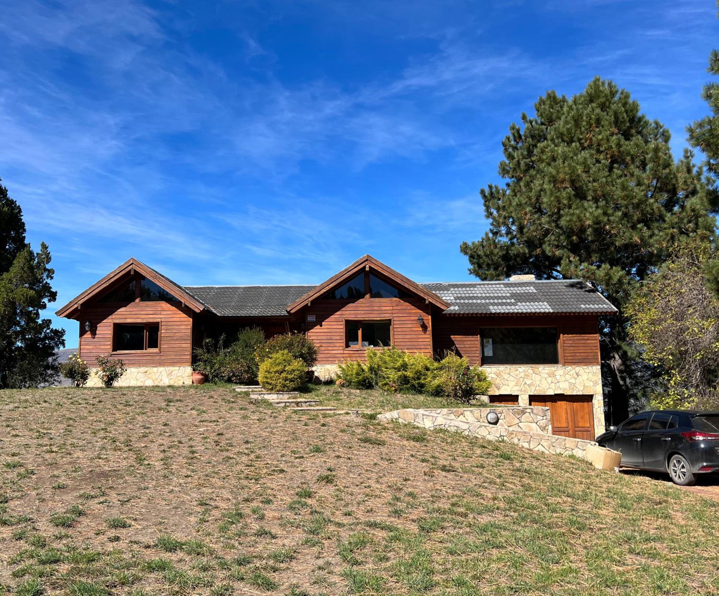 Casona con hermosa vista al valle de San Martín