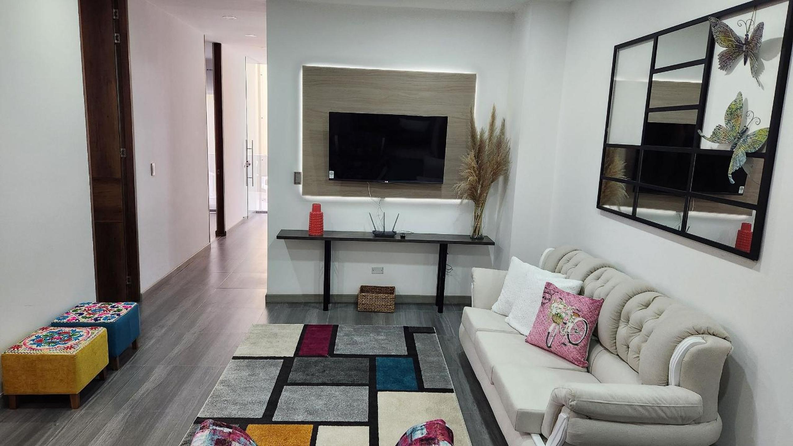 Muy cerca del aeropuerto apartamento Nuevo Familiar Lindo y acogedor