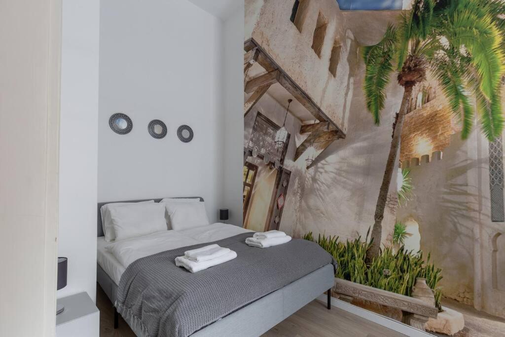Swan Residence in the Buda Castle Area 2BR/Balcony view 3