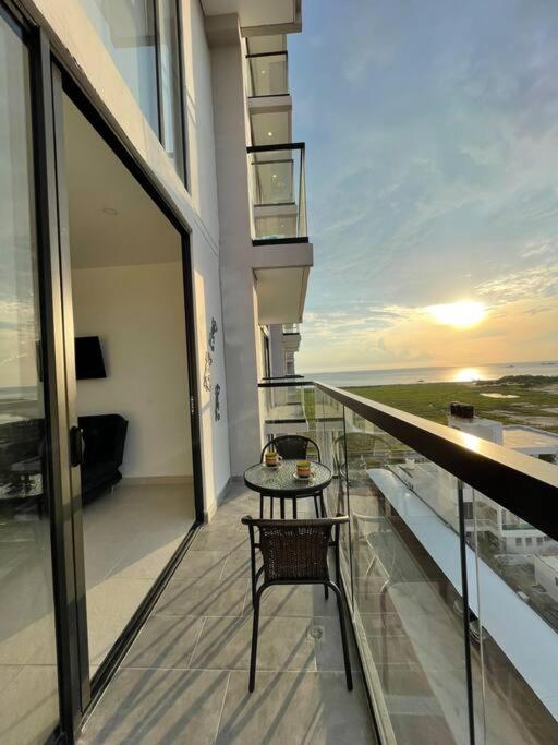 Apartamento en Santa Marta con hermosa Vista al Mar & Piscina
