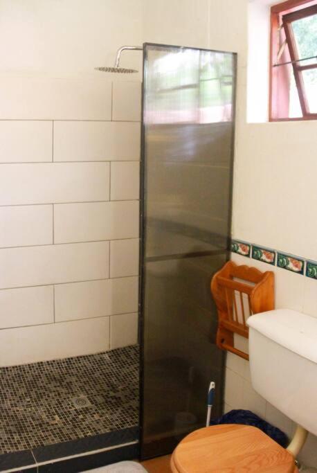 Cosy Bachelors, 2 min walk to Melville 7th