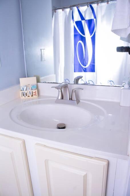 Scenic Carolina Waterfront Rentals - Arco view 3