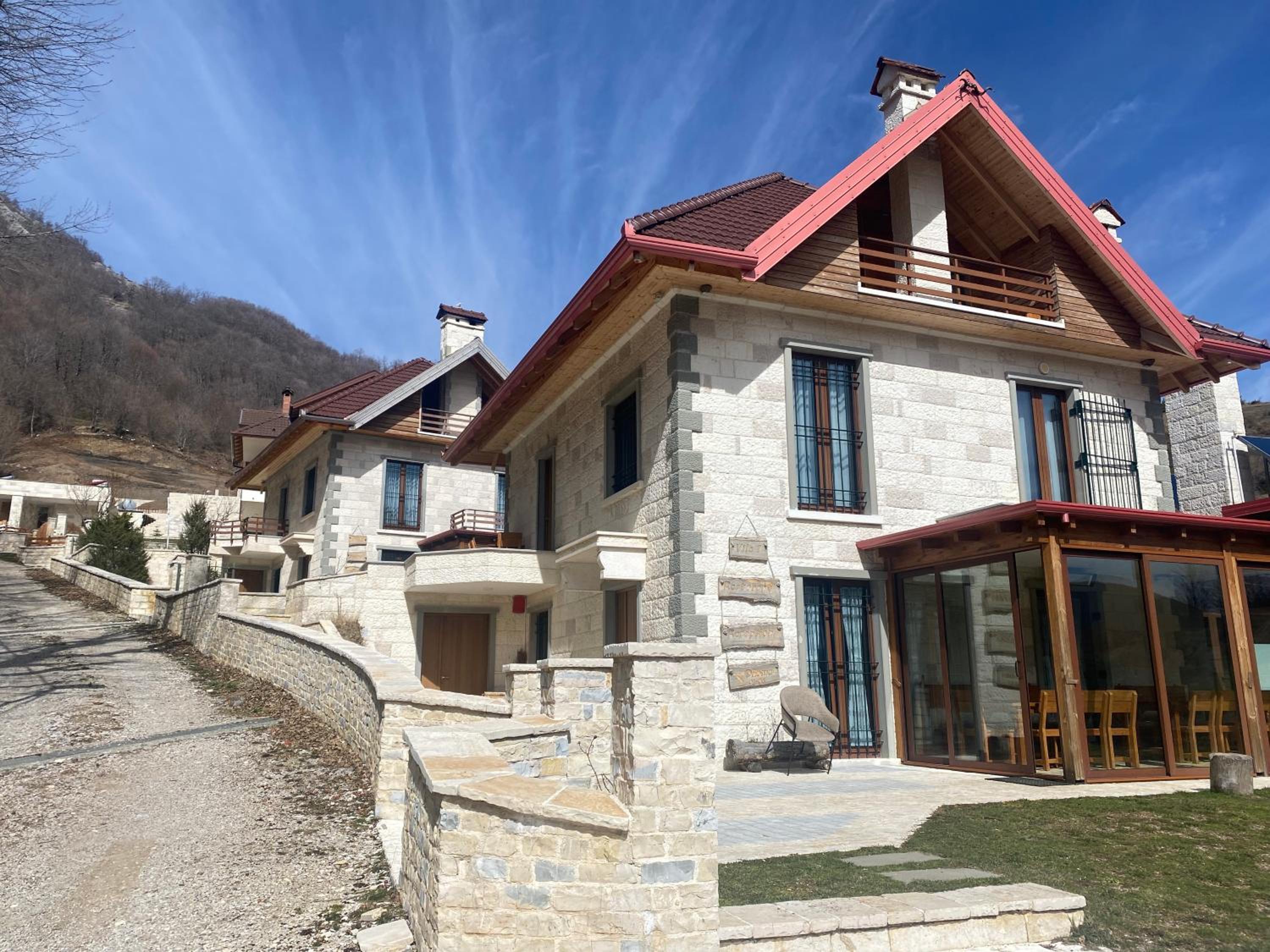 Hotel JOEN Village - Image 1