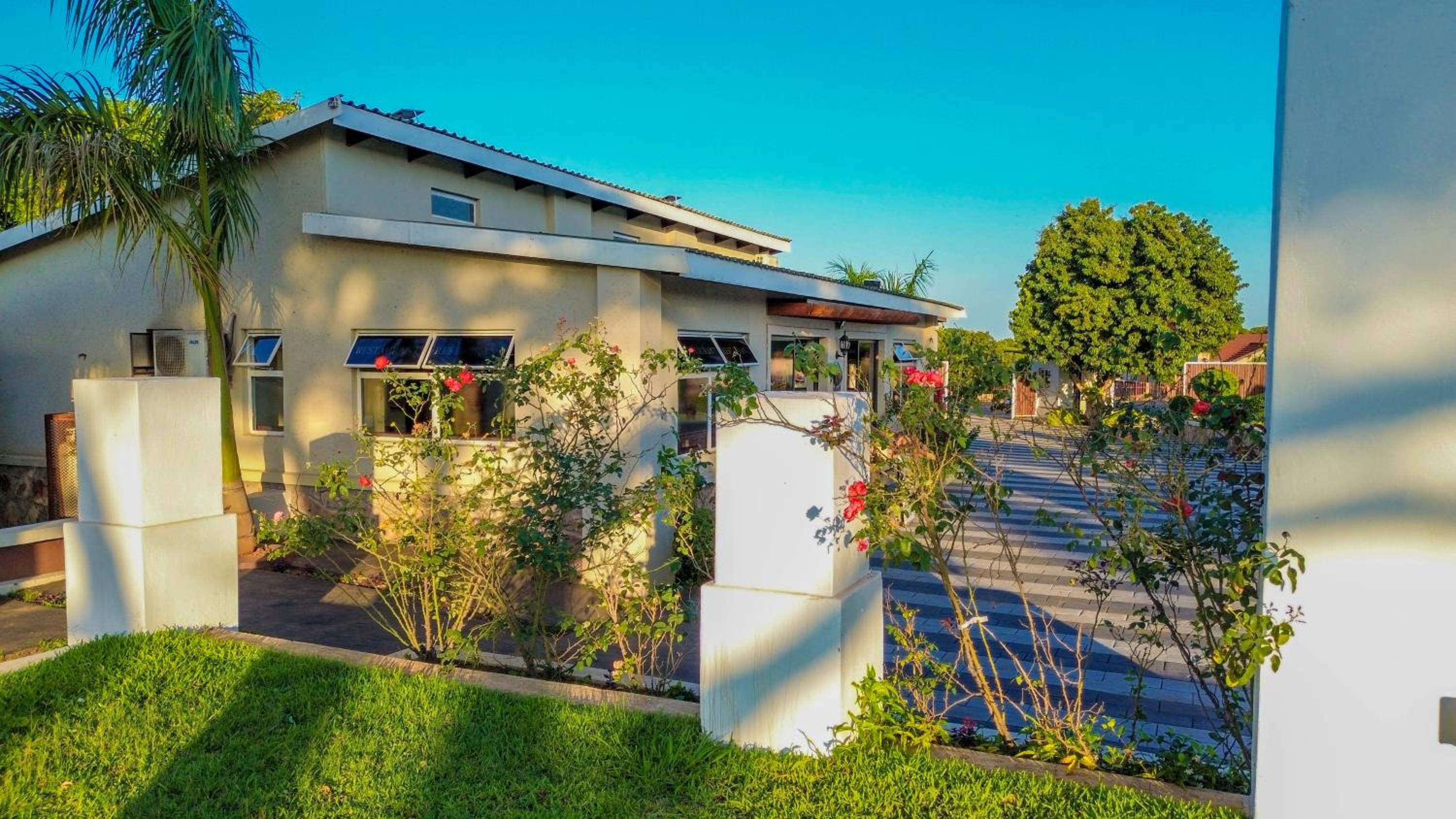 Lamamie Suite Lodge