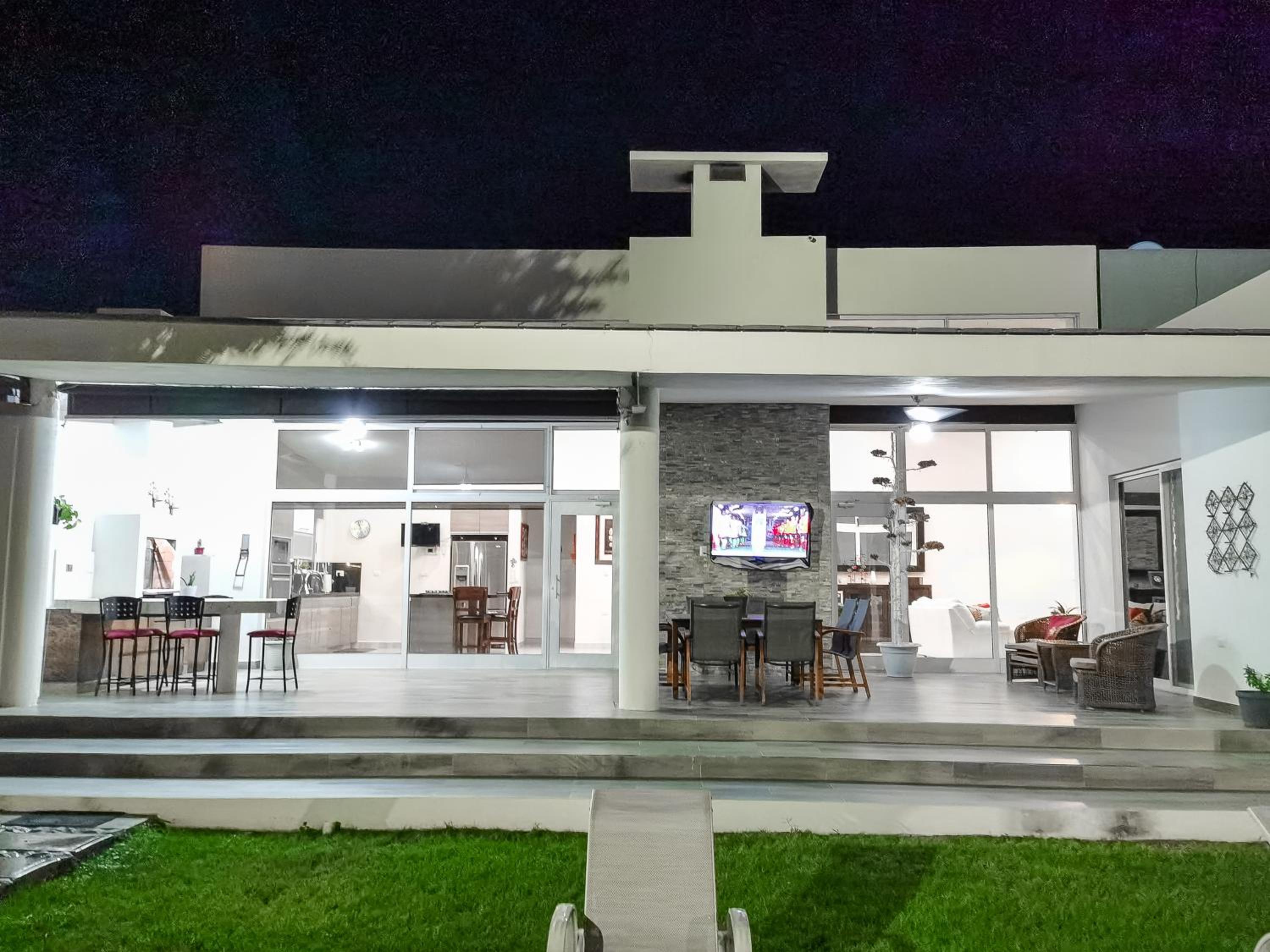 RESIDENCIA EL ENCINO