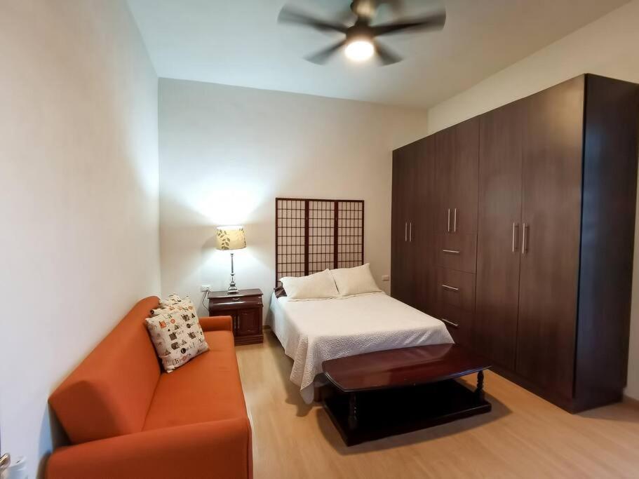 RESIDENCIA EL ENCINO